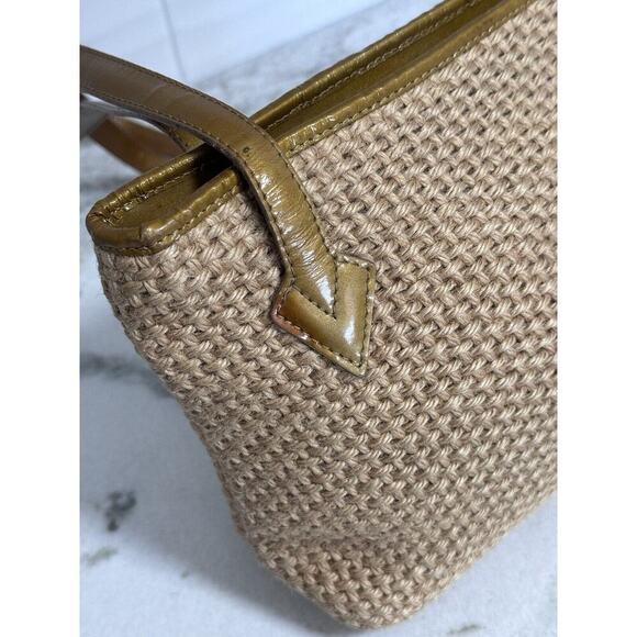 Auth Vintage Bottega Veneta Raffia Woven Beige Gold Patent Leather Shoulder Bag - Picture 15 of 16